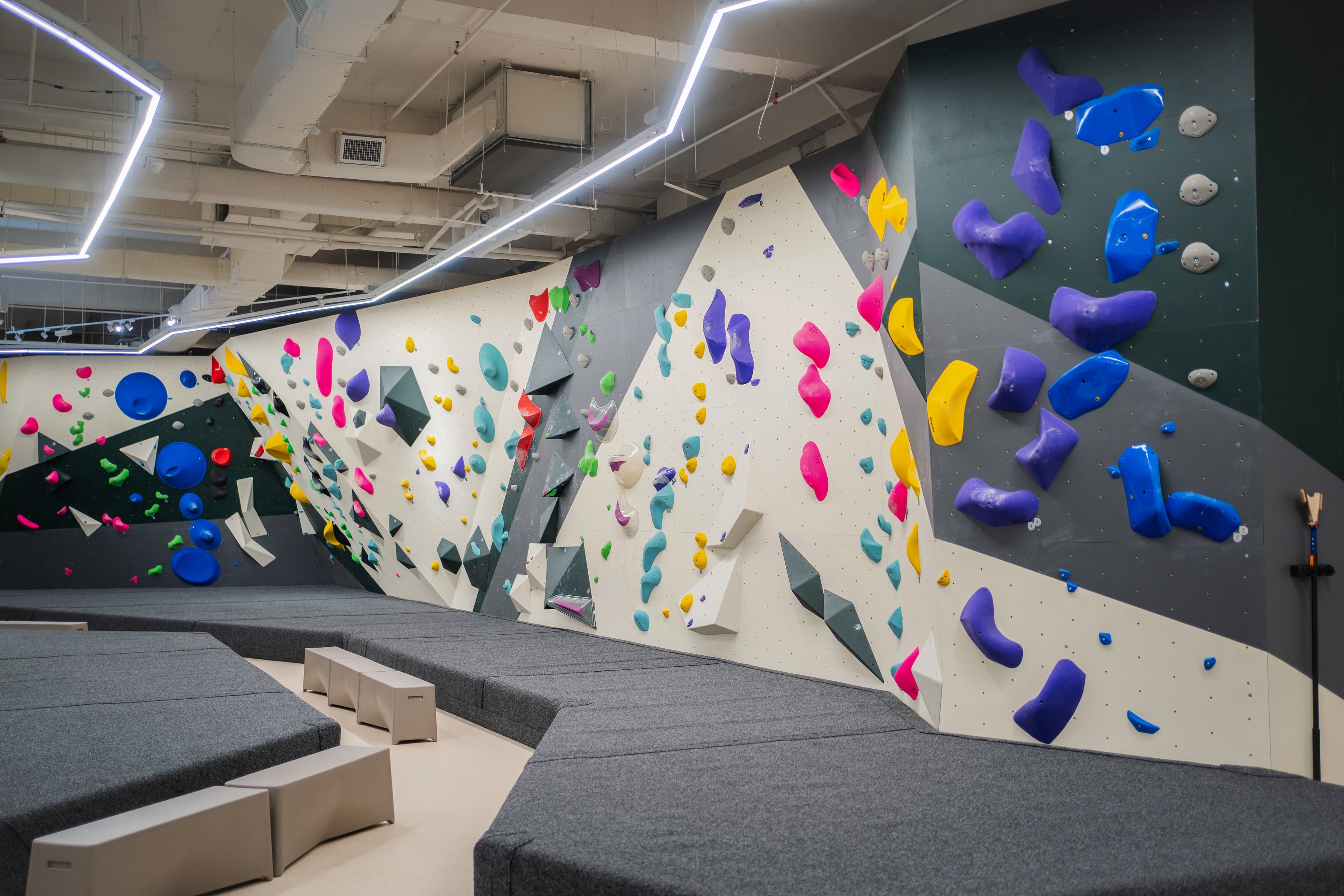 Tebing Wall Image